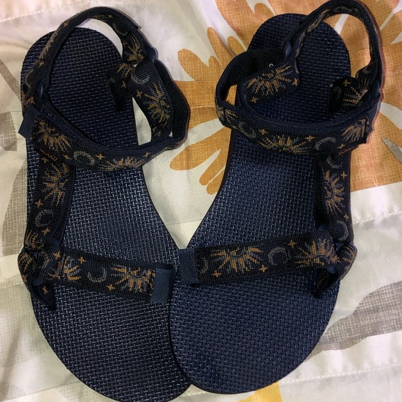 Teva Shoes - Teva Sun and Moon Sandals